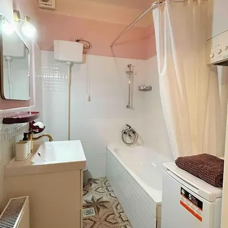 아파트 Stray Birds Fashion With 2ppl/wifi/ac