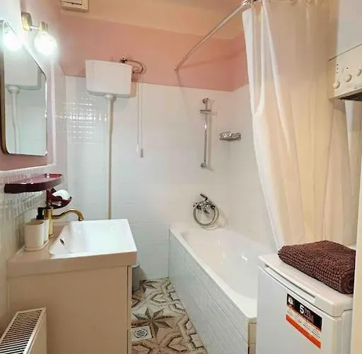 Appartamento Stray Birds Fashion With 2ppl/wifi/ac